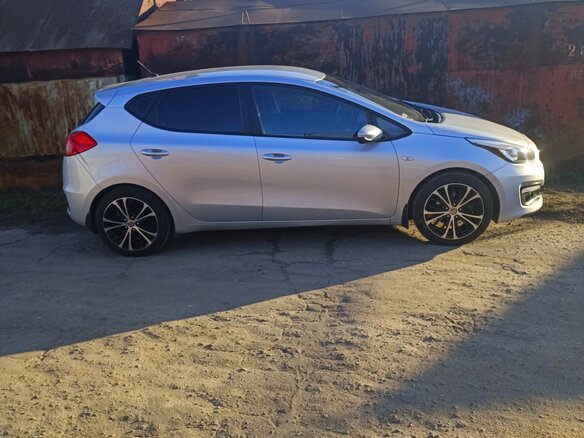 2015 Kia Ceed II Рестайлинг, серебристый, 1230000 рублей - вид 7