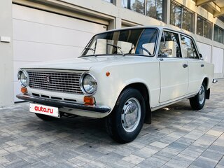 1985 Lada (ВАЗ) 2101, белый, 600000 рублей, вид 2