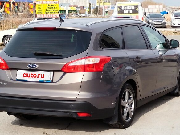 2012 Ford Focus III, коричневый, 760000 рублей - вид 5