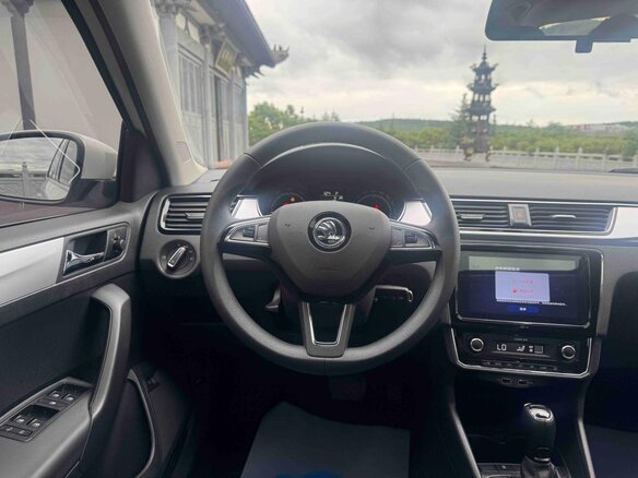 2022 Skoda Rapid II, белый - вид 12