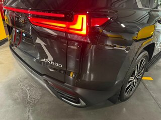 2026 Lexus LX 600 IV, чёрный, 20890000 рублей, вид 3