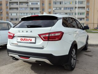 2017 Lada (ВАЗ) Vesta SW Cross I, белый, 930000 рублей, вид 5