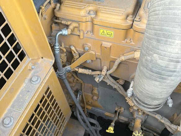 2021 Caterpillar 395, 37000000 рублей - вид 10