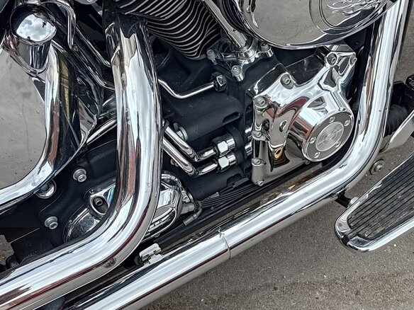 2008 Harley-Davidson Softail Deluxe, серебристый, 1300000 рублей - вид 6
