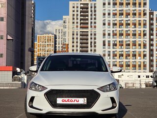 2016 Hyundai Elantra VI (AD), белый, 990000 рублей, вид 2