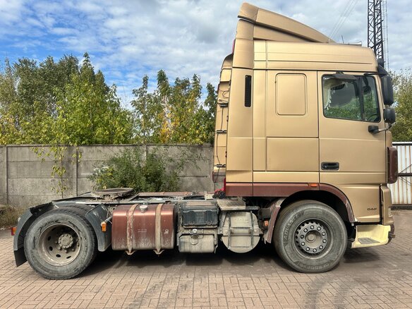 2006 DAF XF 105, золотистый, 1600000 рублей - вид 1