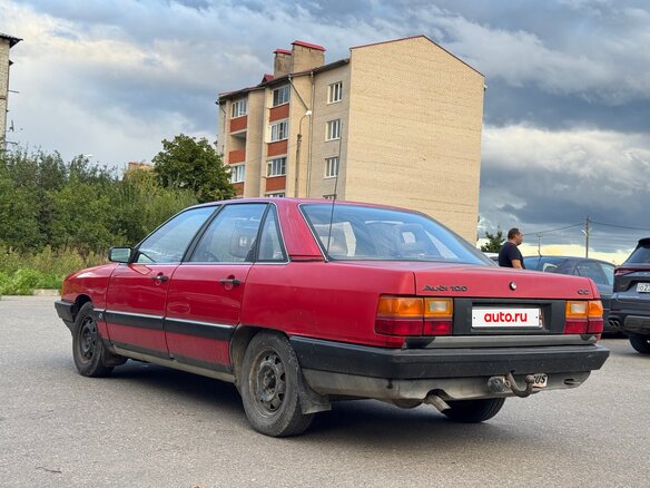 1986 Audi 100 III (C3), красный, 100000 рублей - вид 2