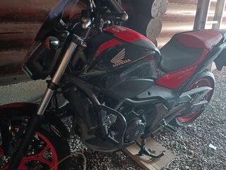 2016 Honda NC 750S, пурпурный, 690000 рублей, вид 4