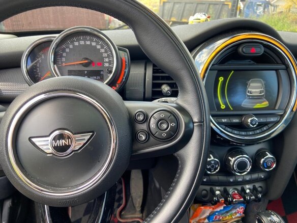 2017 Mini Hatch Cooper III (F55/F56), голубой, 1700000 рублей - вид 5
