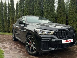 2022 BMW X6 40i III (G06), чёрный, 8000000 рублей, вид 3