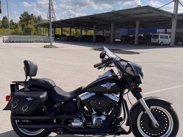 2011 Harley-Davidson Fat Boy, чёрный, 1090000 рублей - вид 2