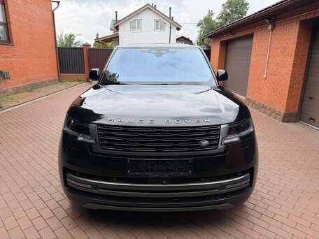 2024 Land Rover Range Rover P400 MHEV V, чёрный, 13600000 рублей, вид 2