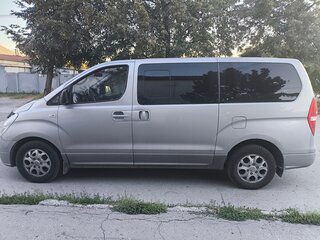 2014 Hyundai H-1 II, серебристый, 1450000 рублей, вид 4
