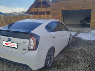 2014 Toyota Prius III Рестайлинг (XW30), белый, 1560000 рублей, вид 5