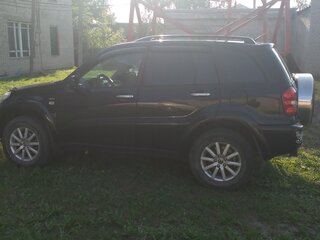 2004 Toyota RAV4 II (XA20) Рестайлинг, чёрный, 800000 рублей, вид 4