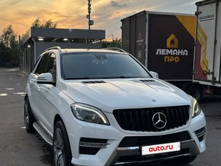 2014 Mercedes-Benz M-Класс 400 III (W166), белый, 2500000 рублей, вид 2
