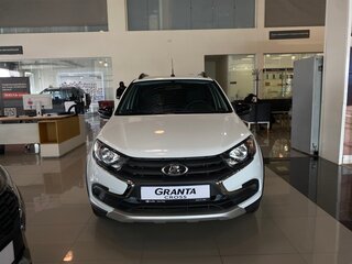 2026 Lada (ВАЗ) Granta Cross I Рестайлинг, белый, 1226000 рублей, вид 1