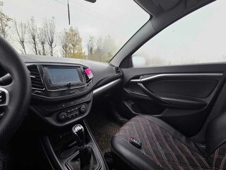 2018 Lada (ВАЗ) Vesta I, чёрный, 1000000 рублей, вид 4