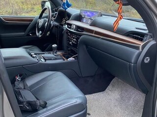 2016 Lexus LX 570 III Рестайлинг 2, серый, 9000000 рублей, вид 5