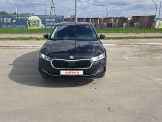 2021 Skoda Octavia IV (A8), чёрный, 2650000 рублей, вид 2