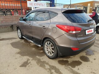 2011 Hyundai ix35 I, коричневый, 1350000 рублей, вид 4