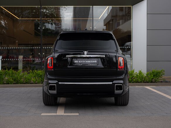 2026 Rolls-Royce Cullinan I Рестайлинг (Series II), чёрный, 63000000 рублей - вид 26