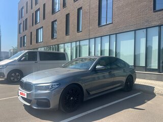 2018 BMW 5 серии 530e VII (G30/G31/G38), серый, 3005000 рублей, вид 1