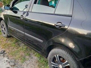 2007 Volkswagen Golf Plus I, чёрный, 600000 рублей, вид 3
