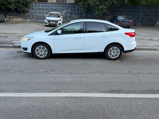 2017 Ford Focus III Рестайлинг, белый, 940000 рублей, вид 5