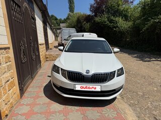 2019 Skoda Octavia III (A7) Рестайлинг, белый, 1050000 рублей, вид 2