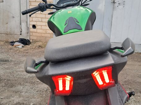 2021 Bajaj Dominar 400, зелёный, 420000 рублей, вид 3