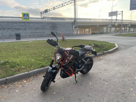2012 KTM 200 Duke, чёрный, 260000 рублей, вид 3