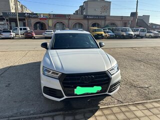 2020 Audi Q5 II (FY), белый, 4500000 рублей, вид 2