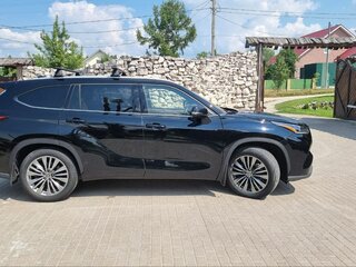 2020 Toyota Highlander IV (XU70), чёрный, 4499000 рублей, вид 2