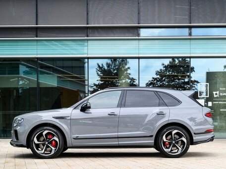 2026 Bentley Bentayga I Рестайлинг, серый, 30050000 рублей, вид 3