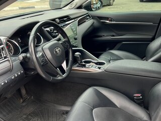 2019 Toyota Camry VIII (XV70), синий, 2590000 рублей, вид 4
