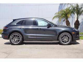 2022 Porsche Macan I Рестайлинг 2, серый, 7603851 рублей, вид 3