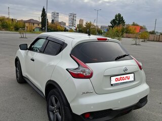 2015 Nissan Juke I Рестайлинг, белый, 1520000 рублей, вид 4