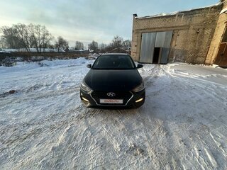 2017 Hyundai Solaris II, чёрный, 1500000 рублей, вид 2