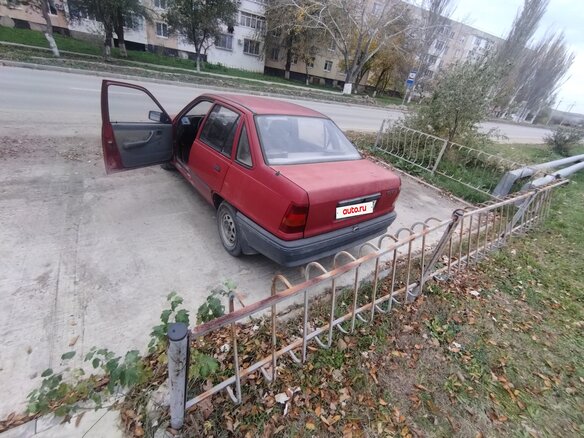 1987 Opel Kadett E, красный, 55000 рублей - вид 5