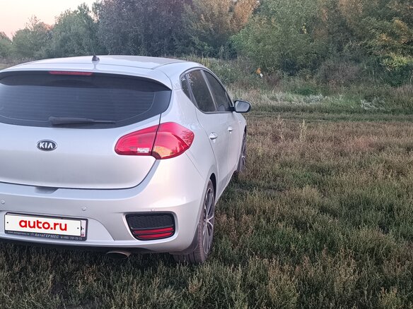 2015 Kia Ceed II Рестайлинг, серебристый, 1230000 рублей - вид 5