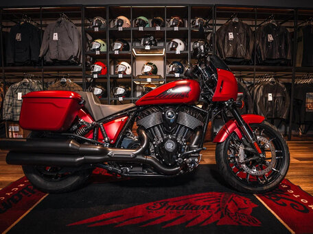 2025 Indian Chief, красный, 3150000 рублей, вид 2
