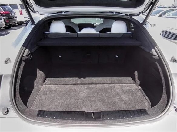 2024 Tesla Model S Plaid I Рестайлинг 2, белый, 16752000 рублей - вид 3