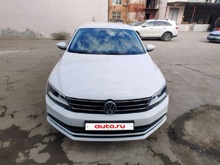 2015 Volkswagen Jetta VI Рестайлинг, белый, 920000 рублей, вид 2