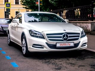 2014 Mercedes-Benz CLS 350 CDI II (C218), белый, 2700000 рублей, вид 3