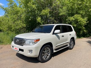2012 Toyota Land Cruiser 200 Series Рестайлинг 1, белый, 3100000 рублей, вид 2