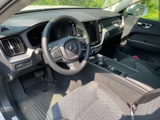 2021 Volvo XC60 II Рестайлинг, белый, 5000000 рублей, вид 1