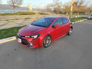 2018 Toyota Corolla XII (E210), красный, 2300000 рублей, вид 2