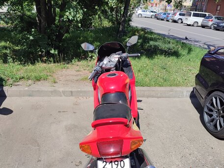 1992 Kawasaki ZZR 250, красный, 210000 рублей, вид 5