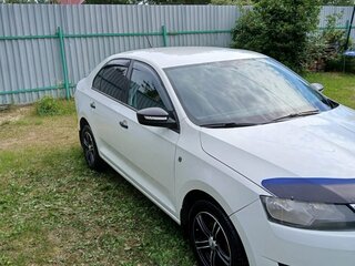 2017 Skoda Rapid I, жёлтый, 900000 рублей, вид 1